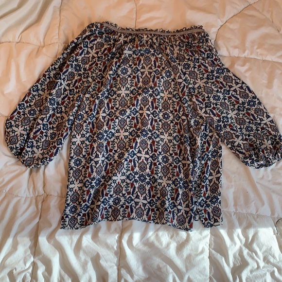 Max Studio Pattern Blouse - Picture 3 of 3